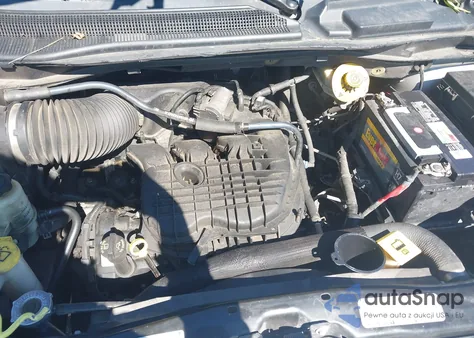 2014 Chrysler Town & Country Touring from USA, damaged, VIN 2C4RC1BG3ER246648